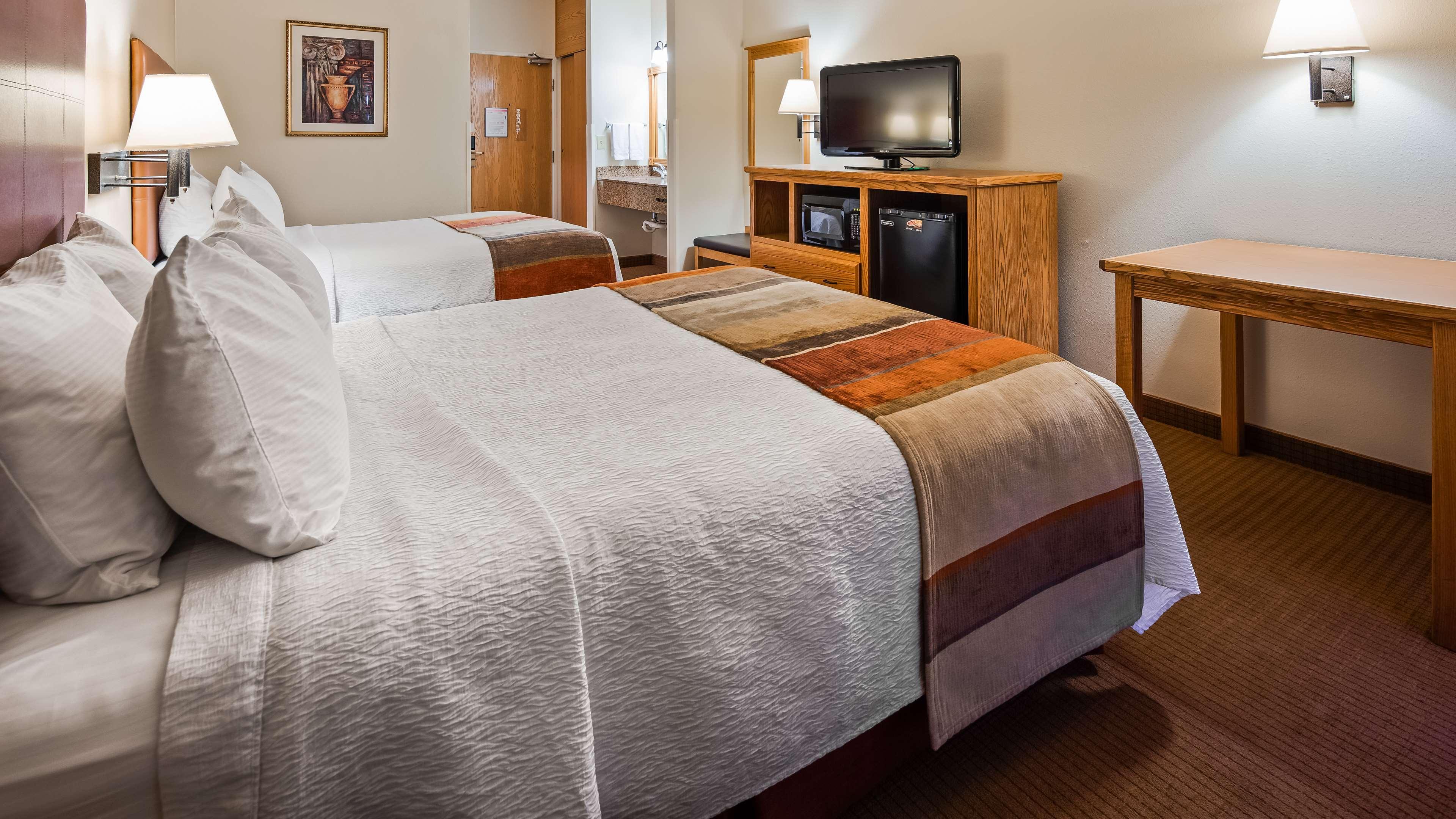 Best Western Wapakoneta Inn Bagian luar foto