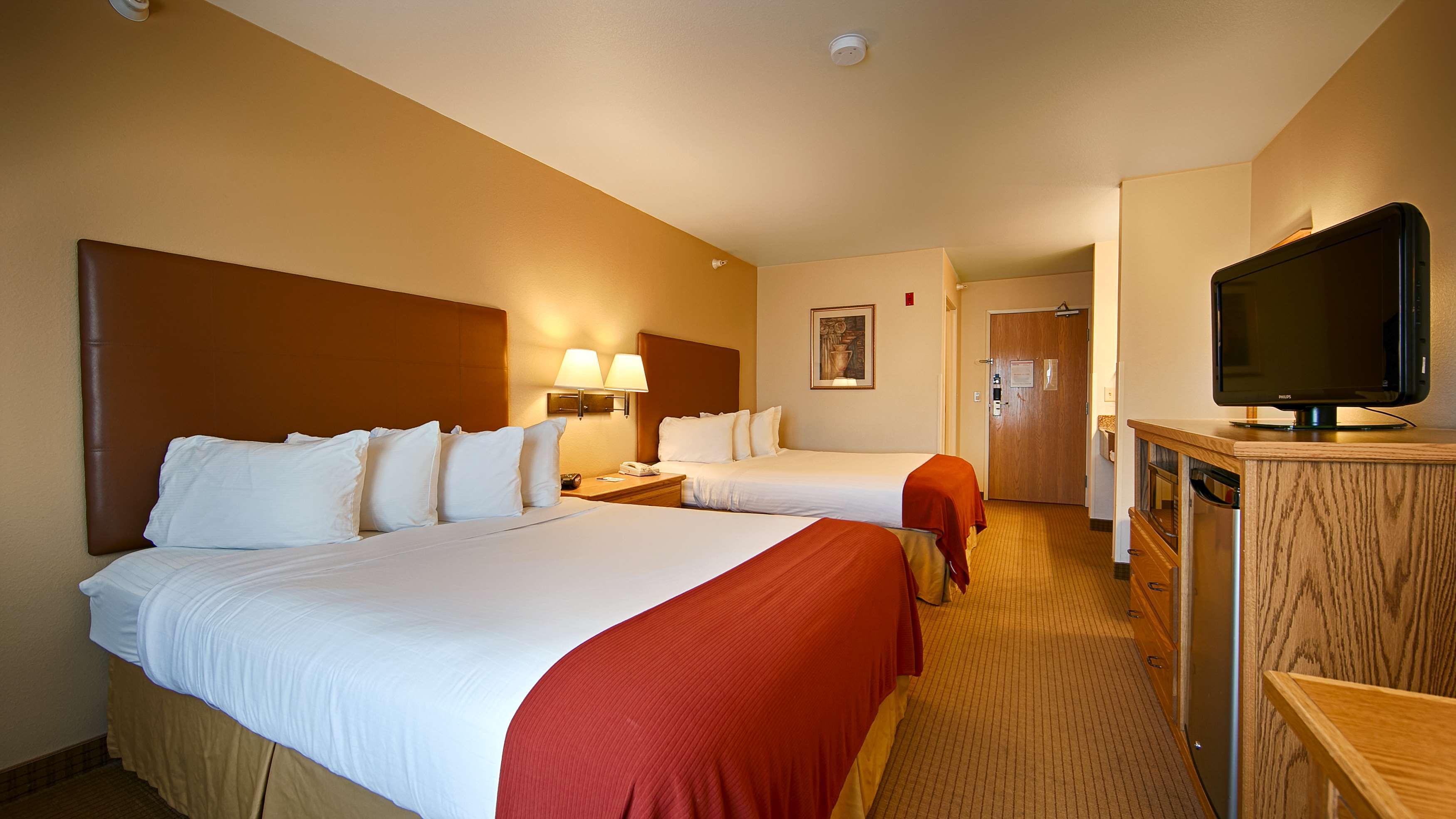 Best Western Wapakoneta Inn Bagian luar foto