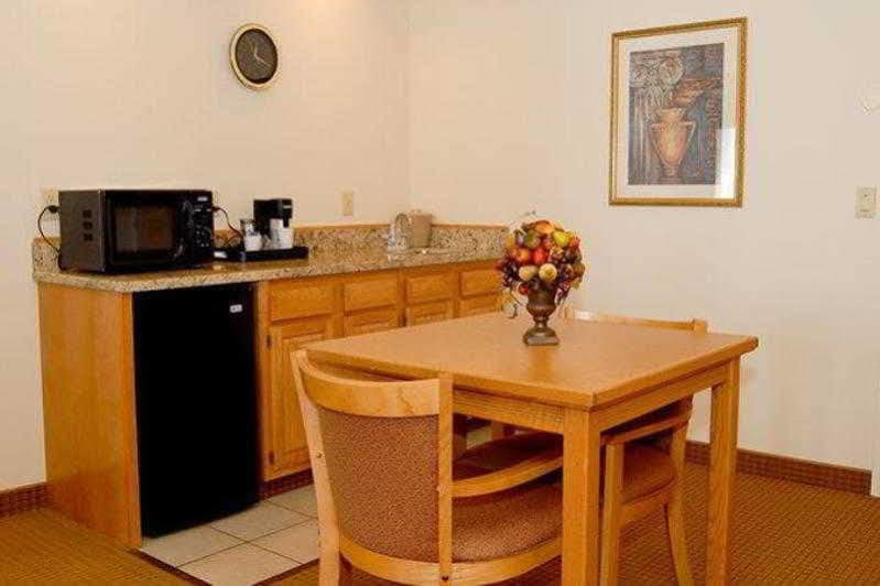 Best Western Wapakoneta Inn Restoran foto