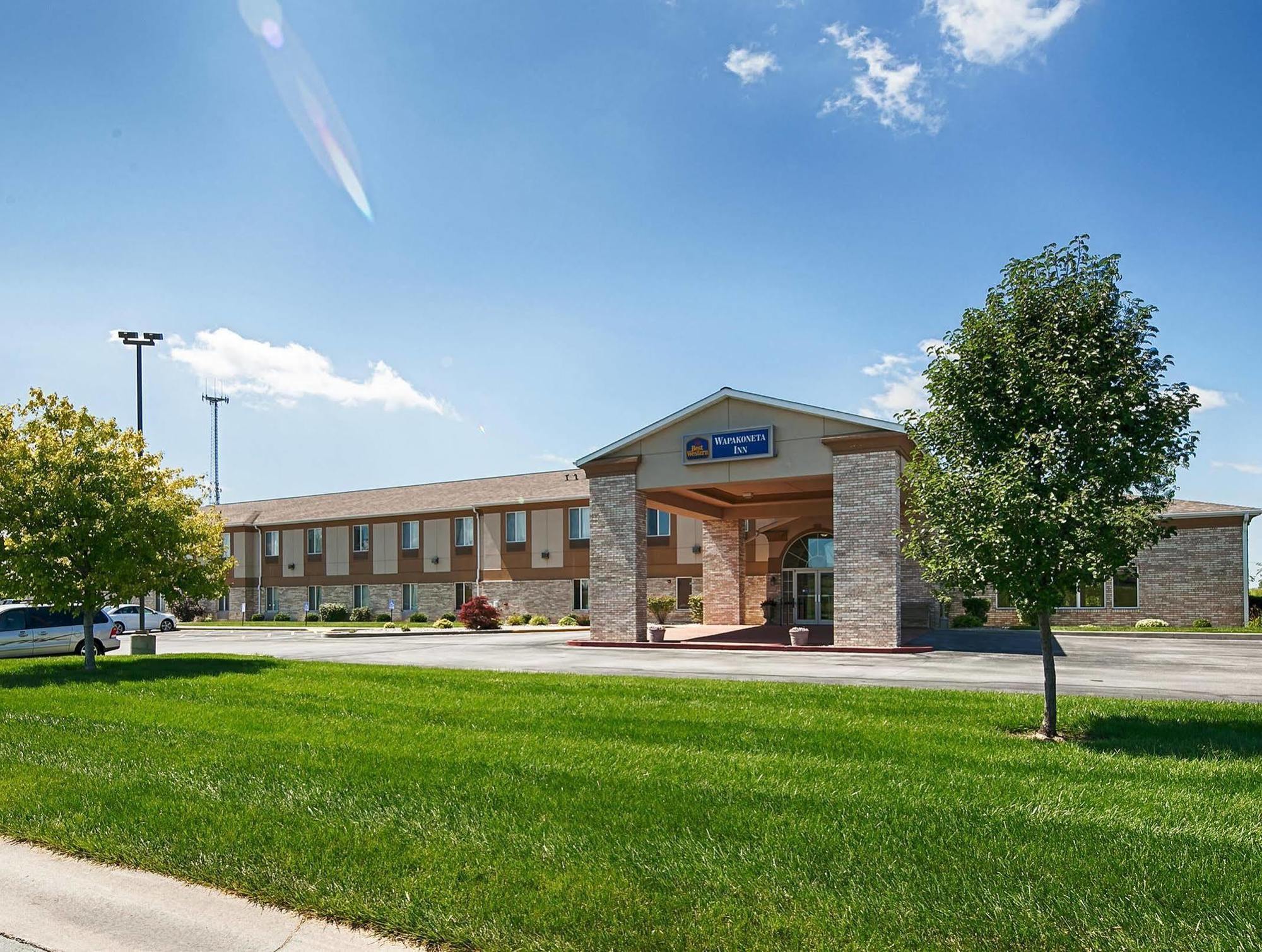 Best Western Wapakoneta Inn Bagian luar foto